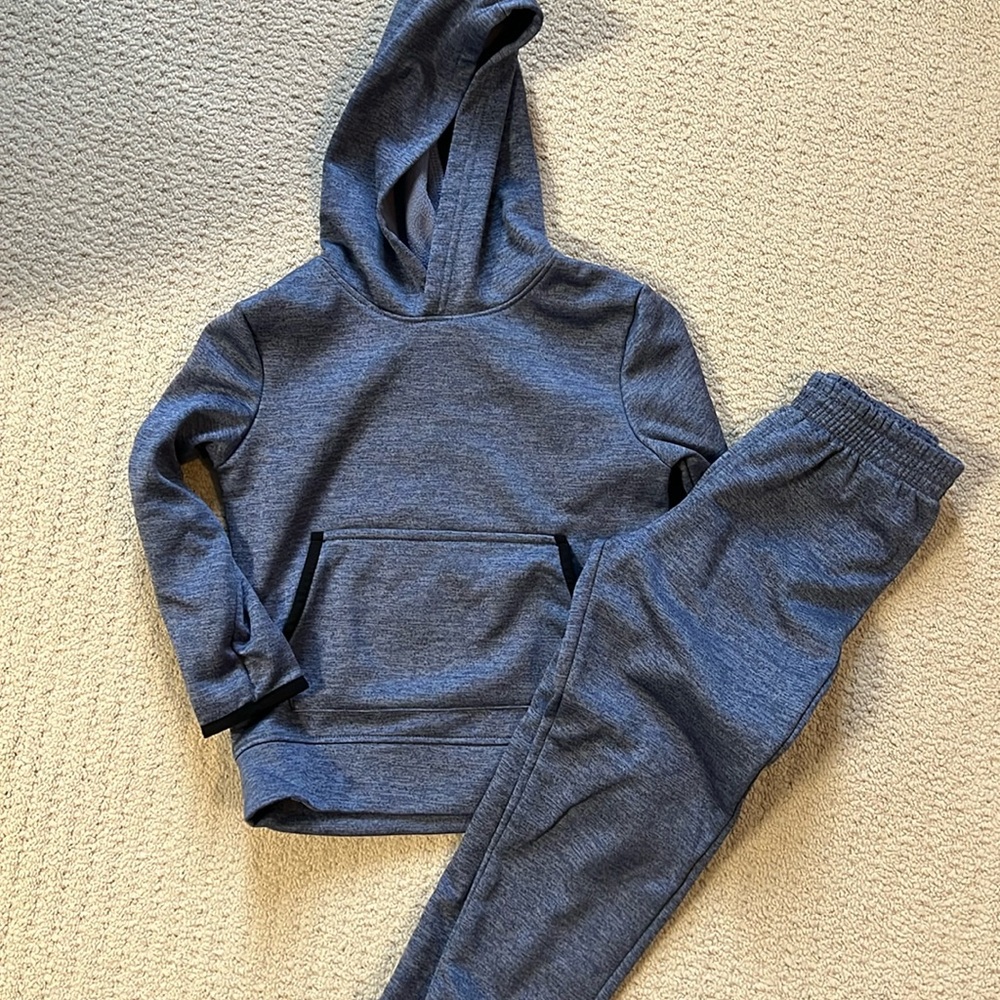 Blue hoodie/sweatpants set